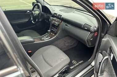 Седан Mercedes-Benz C-Class 2000 в 