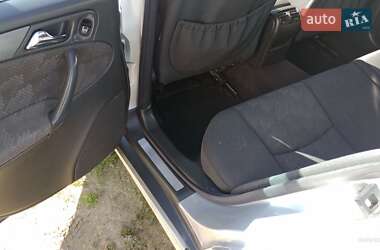 Седан Mercedes-Benz C-Class 2002 в 