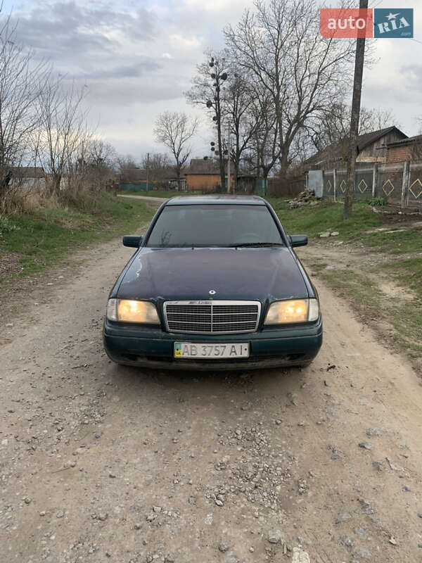 Седан Mercedes-Benz C-Class 1995 в 