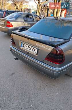 Седан Mercedes-Benz C-Class 1995 в 