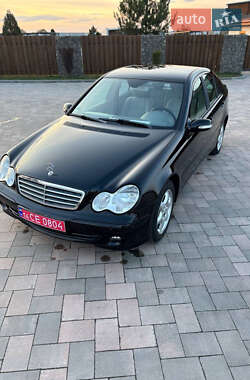 Седан Mercedes-Benz C-Class 2005 в 