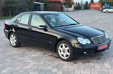 Седан Mercedes-Benz C-Class 2005 в 
