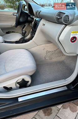 Седан Mercedes-Benz C-Class 2005 в 
