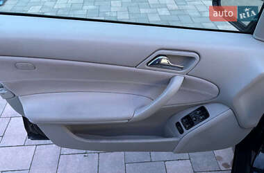 Седан Mercedes-Benz C-Class 2005 в 