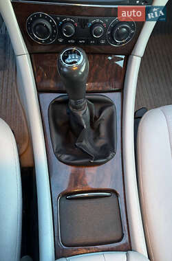 Седан Mercedes-Benz C-Class 2005 в 