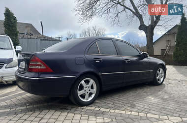 Седан Mercedes-Benz C-Class 2000 в 