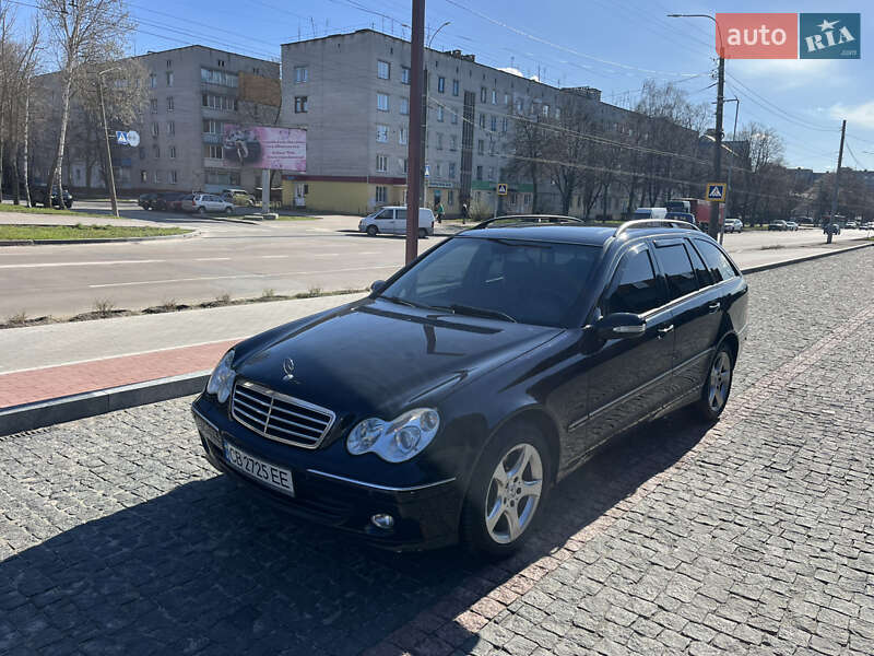 Универсал Mercedes-Benz C-Class 2007 в Чернигове