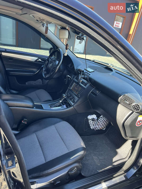 Универсал Mercedes-Benz C-Class 2007 в Чернигове