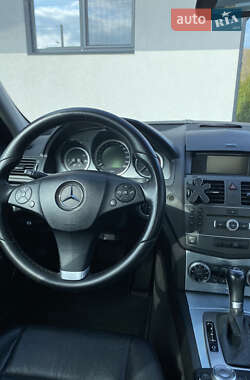 Седан Mercedes-Benz C-Class 2010 в 