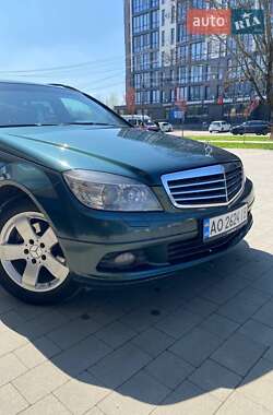 Универсал Mercedes-Benz C-Class 2010 в 
