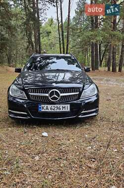 Универсал Mercedes-Benz C-Class 2012 в 