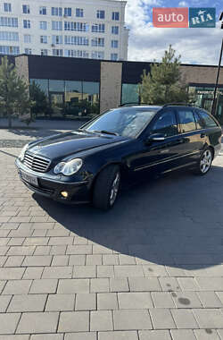 Універсал Mercedes-Benz C-Class 2004 в 