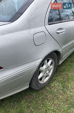 Седан Mercedes-Benz C-Class 2001 в Виннице