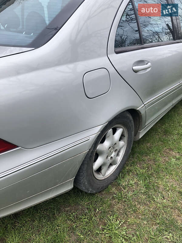 Седан Mercedes-Benz C-Class 2001 в Виннице