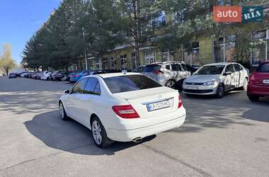 Седан Mercedes-Benz C-Class 2011 в 
