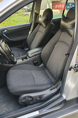 Универсал Mercedes-Benz C-Class 2004 в 