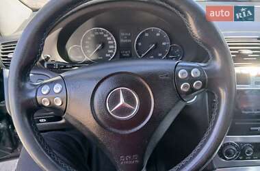 Универсал Mercedes-Benz C-Class 2004 в 