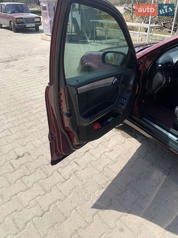 Седан Mercedes-Benz C-Class 2006 в Чернівцях
