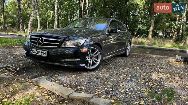 Седан Mercedes-Benz C-Class 2013 в Львове