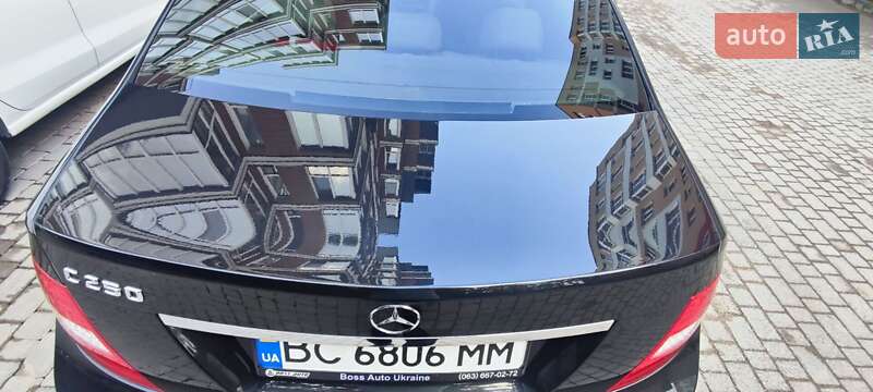 Седан Mercedes-Benz C-Class 2013 в Львове