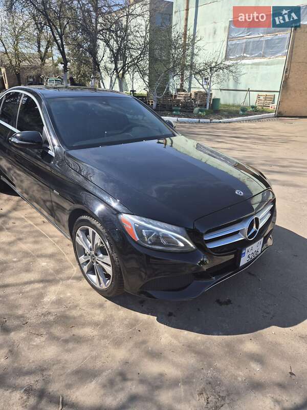 Седан Mercedes-Benz C-Class 2018 в Києві