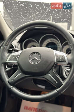 Універсал Mercedes-Benz C-Class 2012 в 