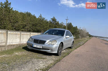 Седан Mercedes-Benz C-Class 2001 в 