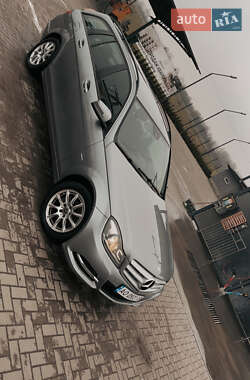 Універсал Mercedes-Benz C-Class 2011 в 