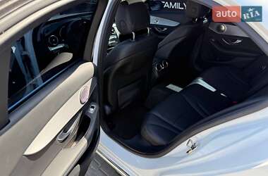 Седан Mercedes-Benz C-Class 2017 в 