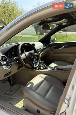 Седан Mercedes-Benz C-Class 2013 в 