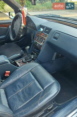 Седан Mercedes-Benz C-Class 1994 в 