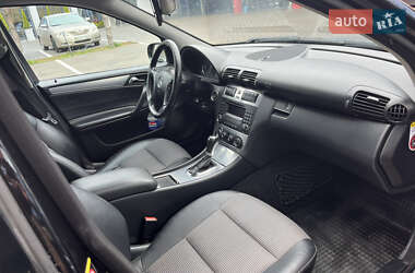 Универсал Mercedes-Benz C-Class 2006 в 