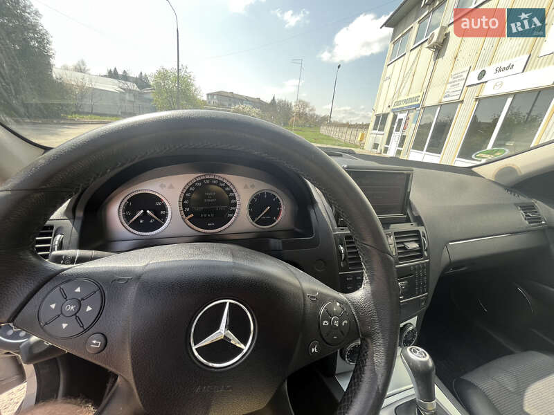Универсал Mercedes-Benz C-Class 2008 в Ивано-Франковске