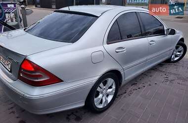 Седан Mercedes-Benz C-Class 2003 в 
