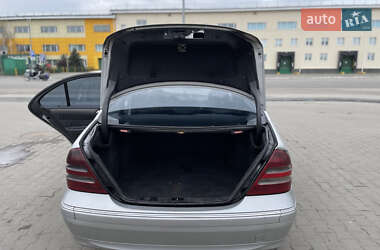 Седан Mercedes-Benz C-Class 2000 в 