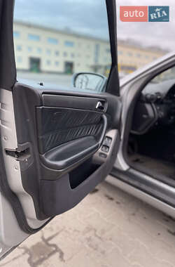 Седан Mercedes-Benz C-Class 2000 в 