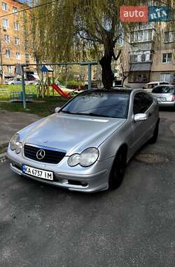 Купе Mercedes-Benz C-Class 2002 в 