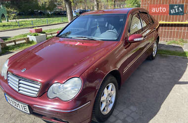 Седан Mercedes-Benz C-Class 2002 в Києві