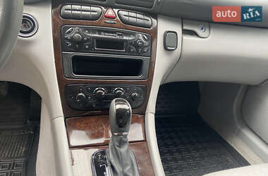 Седан Mercedes-Benz C-Class 2002 в 