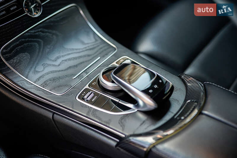 Седан Mercedes-Benz C-Class 2014 в Львове