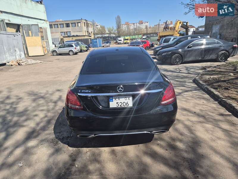 Седан Mercedes-Benz C-Class 2018 в Києві