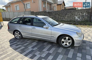 Универсал Mercedes-Benz C-Class 2004 в 