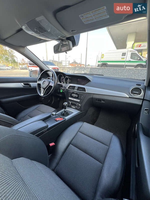 Универсал Mercedes-Benz C-Class 2012 в Белой Церкви