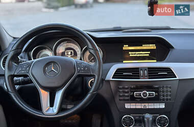 Универсал Mercedes-Benz C-Class 2011 в 