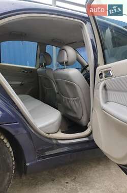 Седан Mercedes-Benz C-Class 2000 в 