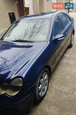 Седан Mercedes-Benz C-Class 2000 в 