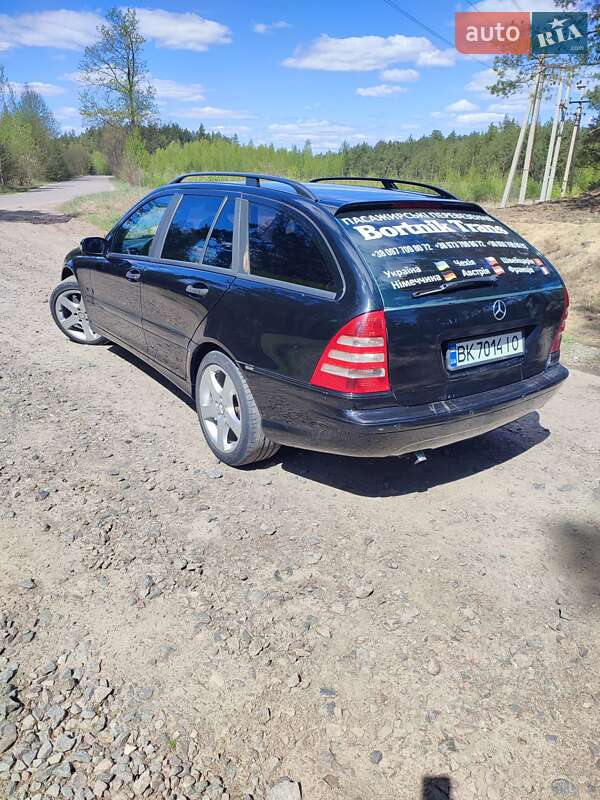 Универсал Mercedes-Benz C-Class 2004 в Сарнах