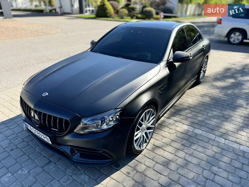 Седан Mercedes-Benz C-Class 2019 в Києві