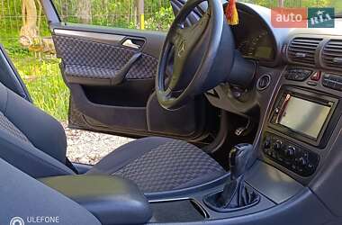 Універсал Mercedes-Benz C-Class 2003 в 