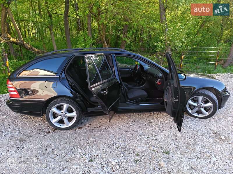 Универсал Mercedes-Benz C-Class 2003 в Тернополе
